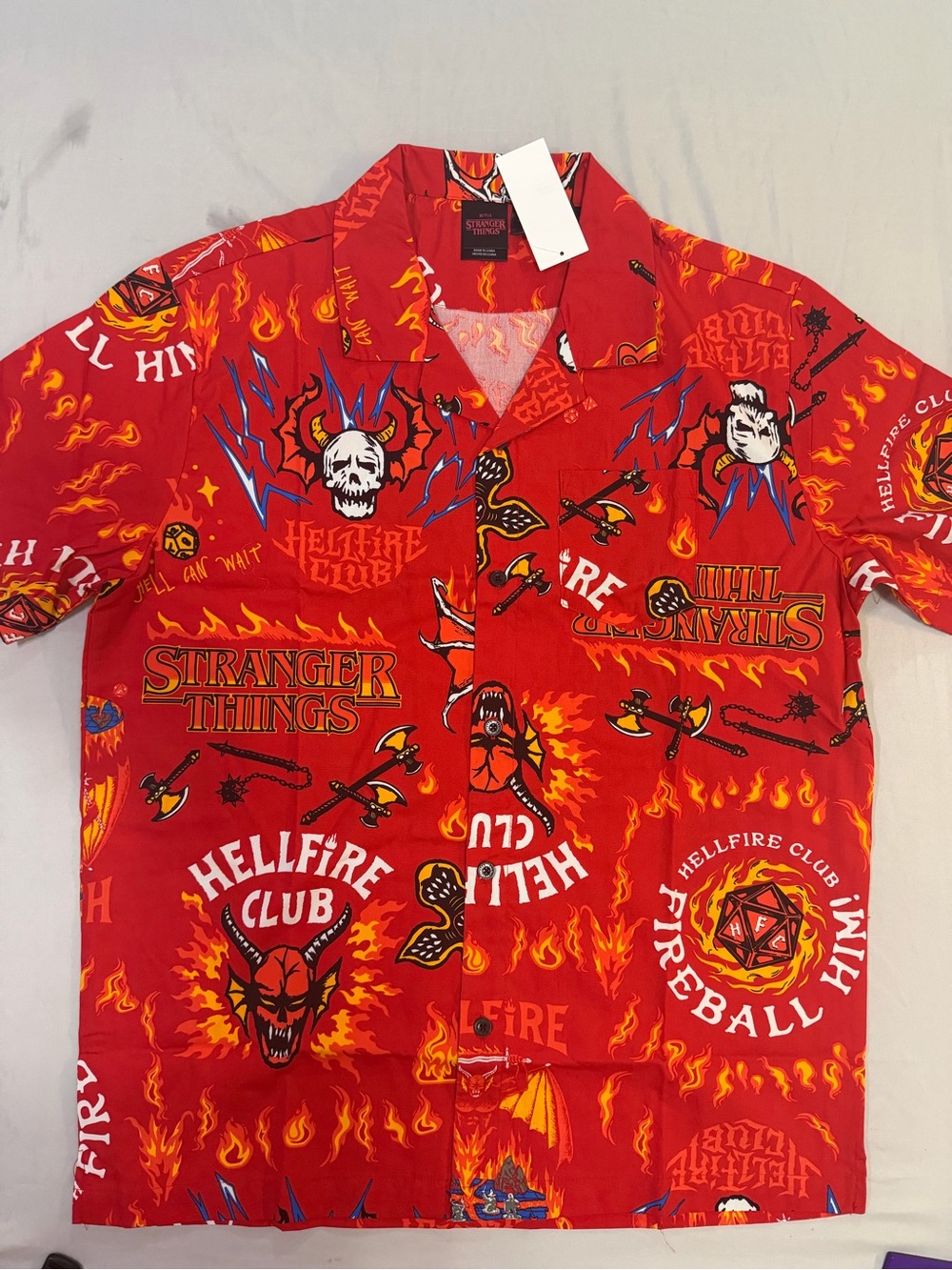Netflix Stranger Things Hellfire Club Red Graphic Button-Up Camp Shirt Medium